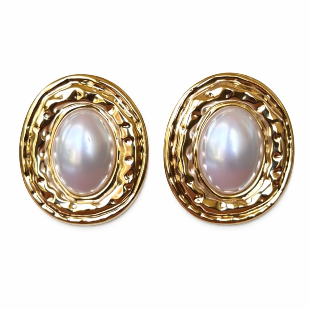 Gold Oval Pearl Earrings Retro Style